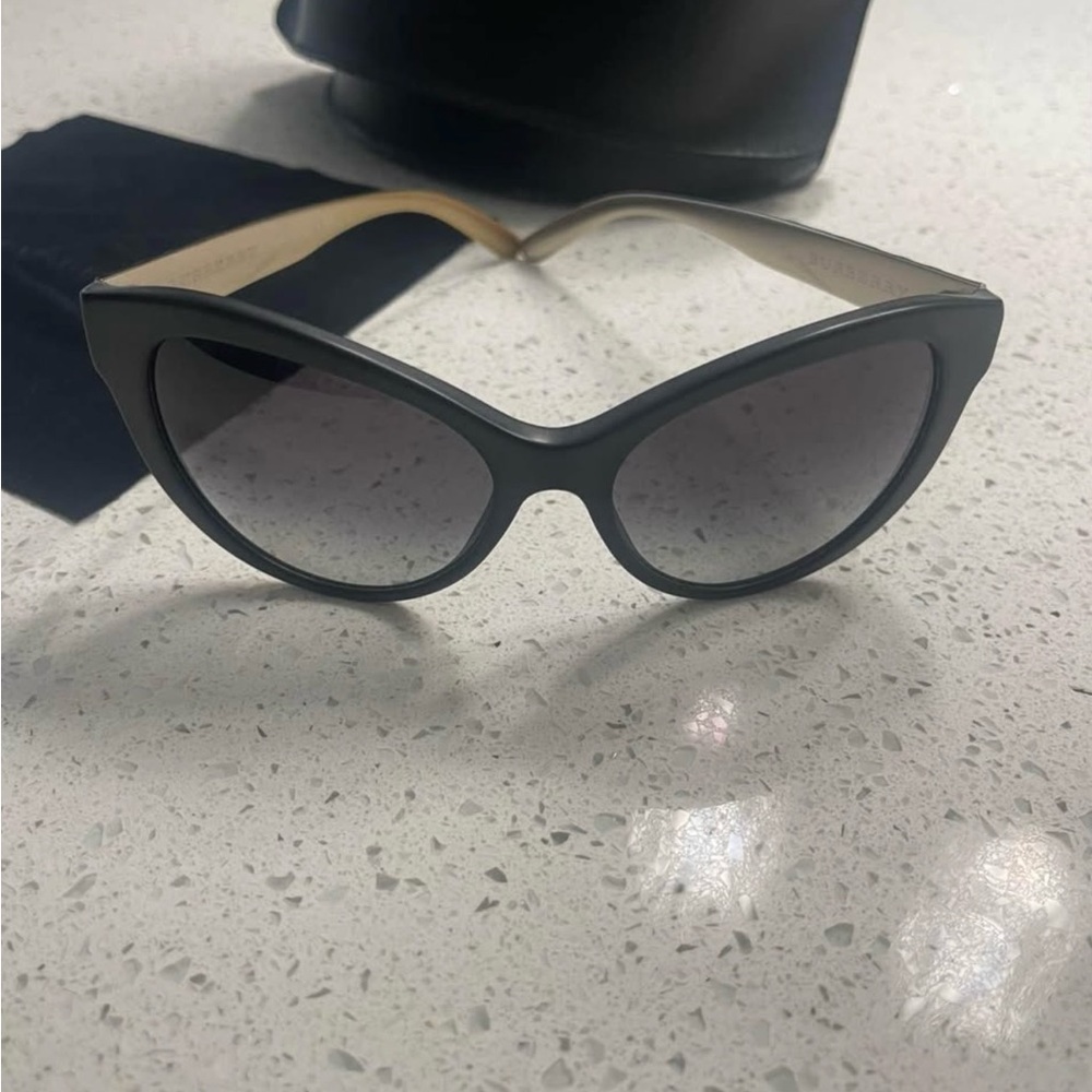 Burberry Cat-Eye Sunglasses Black and Cream